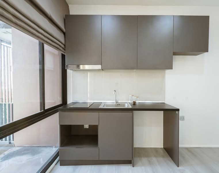 ขาย - Brown Condo รัชดา 32 (บราวน์ คอนโด รัชดา 32), กรุงเทพ