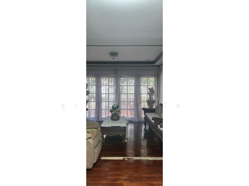 For Sale - Detached home Intersection MCOT Rama9 Soi.7 57sqw usage area 390sqm, Bangkok