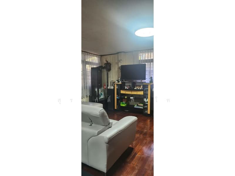 For Sale - Detached home Intersection MCOT Rama9 Soi.7 57sqw usage area 390sqm, Bangkok