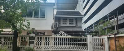 ขาย - บ้านเดี่ยว แยกอสมท 57ตรว.พื้นที่ใช้สอย390ตรม.ถนนพระราม9ซอยทวีมิตร4, กรุงเทพ