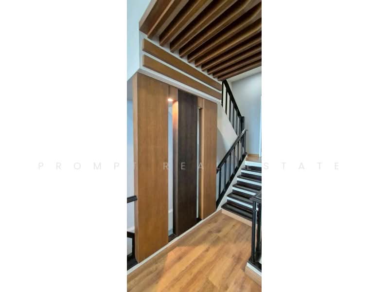 Baan Klang Muang Rama9-Srinakarin, Bangkok, Srinakarin Road, Suan Luang, Suan Luang, Bangkok, 3 Bedrooms, 288 sqm, Townhouse For Rent, by PROMPT Real Estate, 500211863 - DDproperty.com