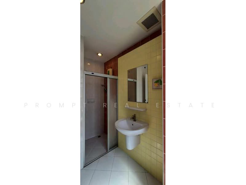 Baan Klang Muang Rama9-Srinakarin, Bangkok, Srinakarin Road, Suan Luang, Suan Luang, Bangkok, 3 Bedrooms, 288 sqm, Townhouse For Rent, by PROMPT Real Estate, 500211863 - DDproperty.com