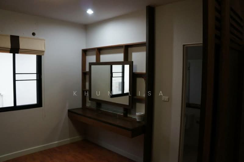 หมู่บ้านไทม์โฮม หัวหมาก21, กรุงเทพ, หัวหมาก, บางกะปิ, กรุงเทพ, 200 ตร.ม., ทาวน์เฮ้าส์ ขาย, โดย Khun Lisa, 500211889 - DDproperty.com