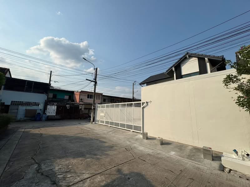 กัญญาเฮ้าส์ สุขุมวิท 107, สมุทรปราการ, สำโรงเหนือ, เมืองสมุทรปราการ, สมุทรปราการ, 160 ตร.ม., บ้านเดี่ยว ขาย, โดย ปภัชญา ธนัตถ์ภรณ์, 500211904 - DDproperty.com