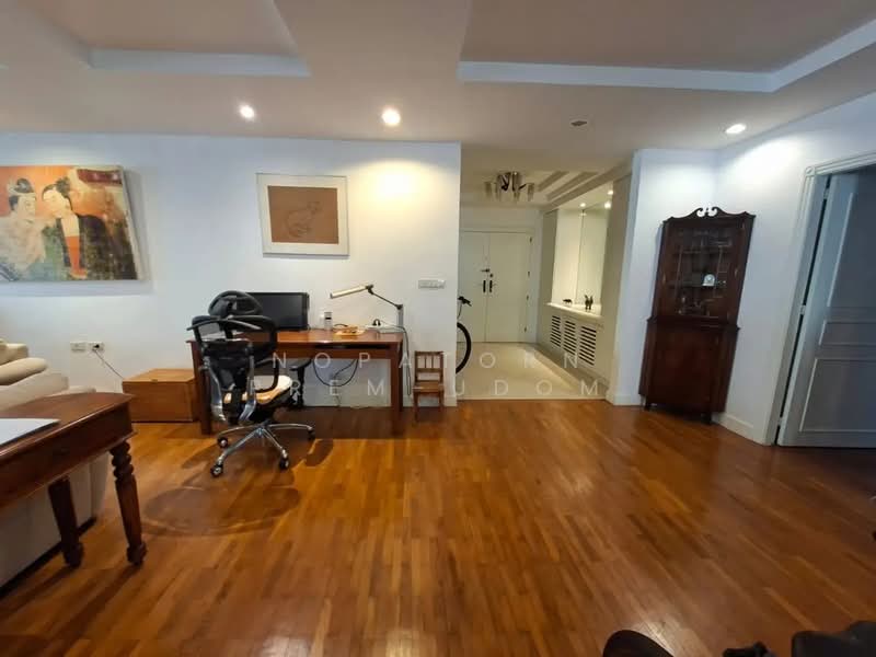 President Park Sukhumvit 24, Bangkok, 99 Sukhumvit 24 Alley, Khlongtoei Nua, Watthana, Bangkok, 3 Bedrooms, 224 sqm, Condo For Sale, by Nopatorn Prem-udom, 500211908 - DDproperty.com