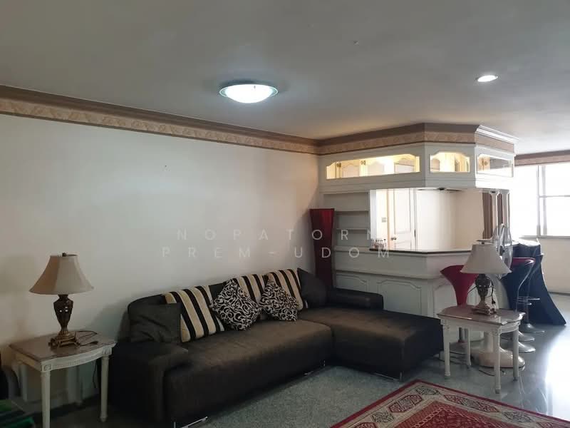 D.S. Tower 1 Sukhumvit 33, Bangkok, Soi Phrom Chit, Khlong Tan Nua, Watthana, Bangkok, 3 Bedrooms, 236 sqm, Condo For Sale, by Nopatorn Prem-udom, 500211912 - DDproperty.com