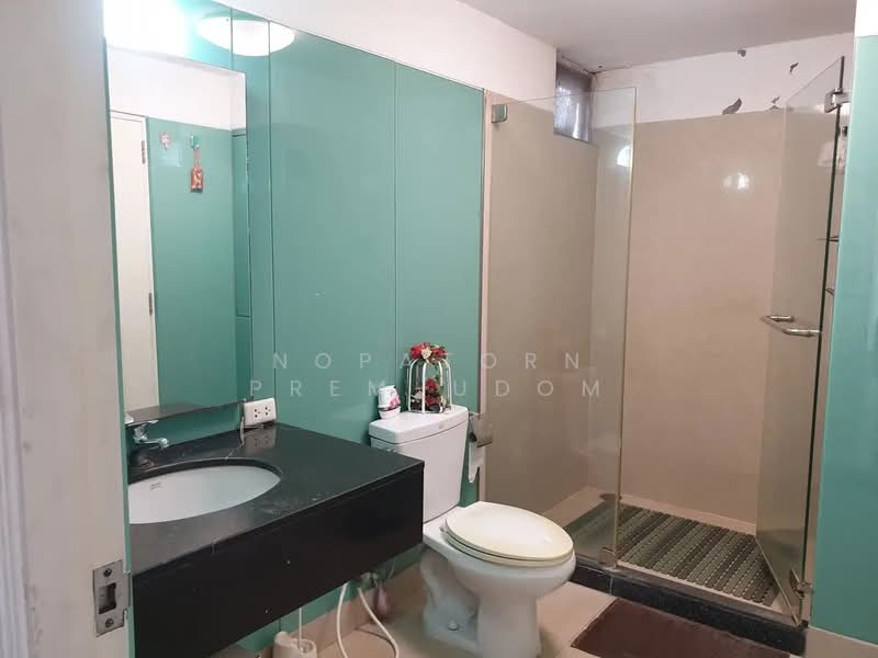 D.S. Tower 1 Sukhumvit 33, Bangkok, Soi Phrom Chit, Khlong Tan Nua, Watthana, Bangkok, 3 Bedrooms, 236 sqm, Condo For Sale, by Nopatorn Prem-udom, 500211912 - DDproperty.com