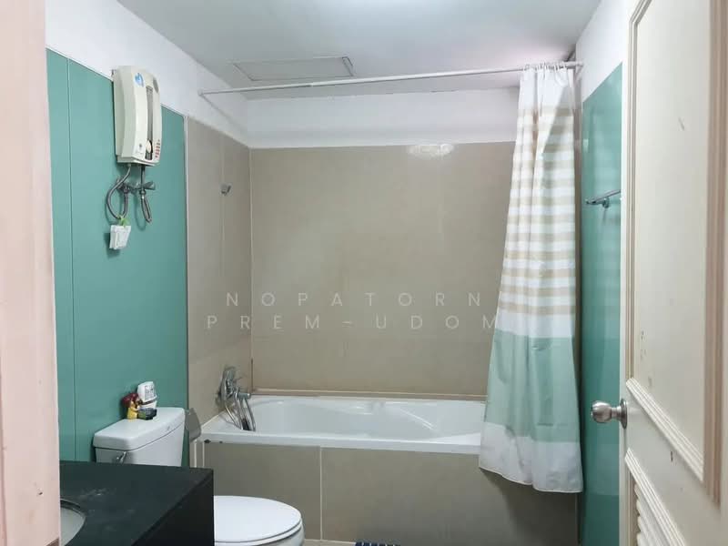 D.S. Tower 1 Sukhumvit 33, Bangkok, Soi Phrom Chit, Khlong Tan Nua, Watthana, Bangkok, 3 Bedrooms, 236 sqm, Condo For Sale, by Nopatorn Prem-udom, 500211912 - DDproperty.com