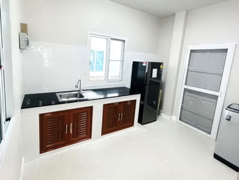 Perfect Place Sukhumvit 77-Suvarnabhumi : เพอร์เฟค เพลส สุขุมวิท77-สุวรรณภูมิ, สมุทรปราการ, ถนนลาดกระบัง, ราชาเทวะ, บางพลี, สมุทรปราการ, 200 ตร.ม., บ้านเดี่ยว ให้เช่า, โดย นัฐพงค์ มณีอัครเนตร, 500211914 - DDproperty.com