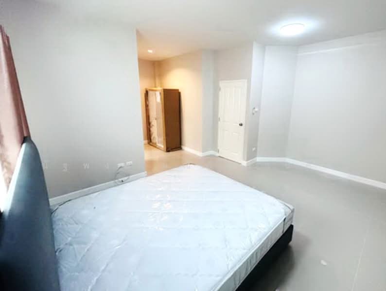 Perfect Place Sukhumvit 77-Suvarnabhumi : เพอร์เฟค เพลส สุขุมวิท77-สุวรรณภูมิ, สมุทรปราการ, ถนนลาดกระบัง, ราชาเทวะ, บางพลี, สมุทรปราการ, 200 ตร.ม., บ้านเดี่ยว ให้เช่า, โดย นัฐพงค์ มณีอัครเนตร, 500211914 - DDproperty.com