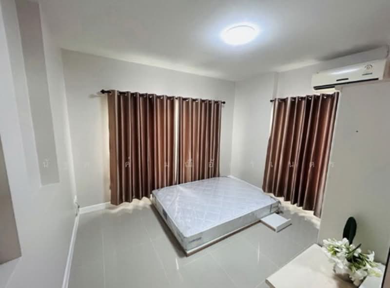 Perfect Place Sukhumvit 77-Suvarnabhumi : เพอร์เฟค เพลส สุขุมวิท77-สุวรรณภูมิ, สมุทรปราการ, ถนนลาดกระบัง, ราชาเทวะ, บางพลี, สมุทรปราการ, 200 ตร.ม., บ้านเดี่ยว ให้เช่า, โดย นัฐพงค์ มณีอัครเนตร, 500211914 - DDproperty.com