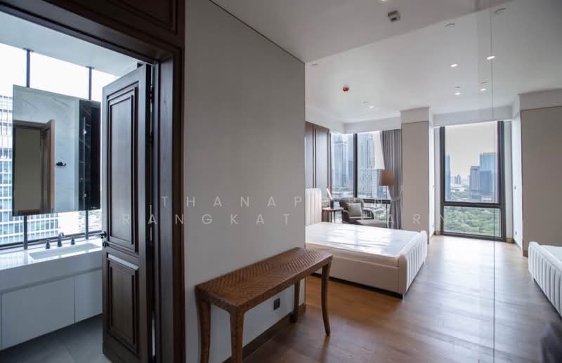 Muniq Langsuan, Bangkok, Soi Tonson, Lumphini, Pathum Wan, Bangkok, 3 Bedrooms, 280 sqm, Condo For Sale, by Thanaporn Trangkatrakarn, 500211920 - DDproperty.com