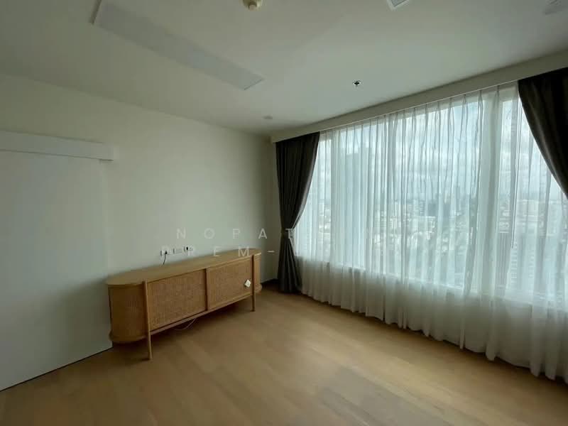 The Empire Place, Bangkok, 88 Narathiwatratchanakharin Road, Thung Maha Mek, Sathon, Bangkok, 3 Bedrooms, 183 sqm, Condo For Sale, by Nopatorn Prem-udom, 500211922 - DDproperty.com