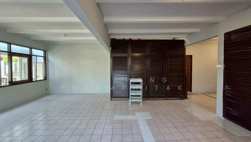 Two-story detached house Seri Thai 57, Bangkok, เสรีไทย 57, Khlong Kum, Bueng Kum, Bangkok, 4 Bedrooms, 250 sqm, Single Detached House For Rent, by Manapong Phromphitak, 500211930 - DDproperty.com