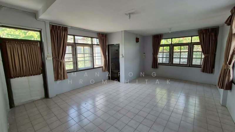 Two-story detached house Seri Thai 57, Bangkok, เสรีไทย 57, Khlong Kum, Bueng Kum, Bangkok, 4 Bedrooms, 250 sqm, Single Detached House For Rent, by Manapong Phromphitak, 500211930 - DDproperty.com