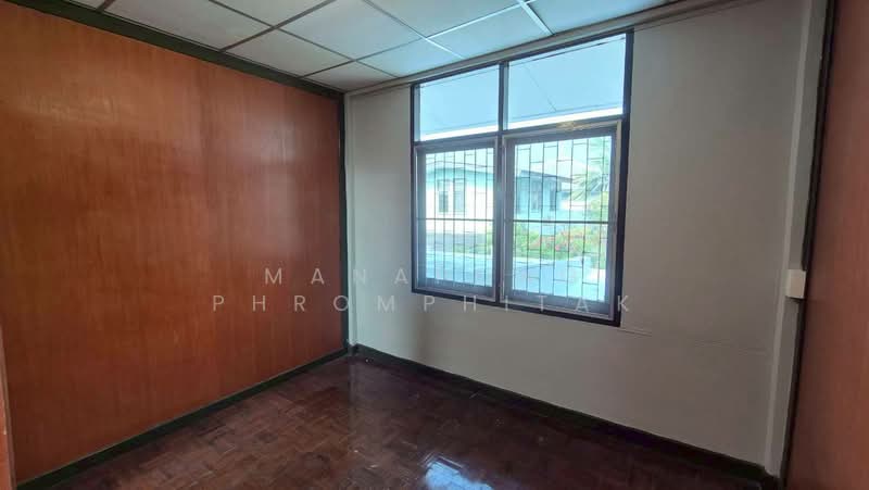 Two-story detached house Seri Thai 57, Bangkok, เสรีไทย 57, Khlong Kum, Bueng Kum, Bangkok, 4 Bedrooms, 250 sqm, Single Detached House For Rent, by Manapong Phromphitak, 500211930 - DDproperty.com