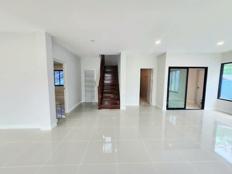 Laddarom Pinklao-Kanchanapisek, Nonthaburi, Kanchanaphisek Road, Bang Muang, Bang Yai, Nonthaburi, 4 Bedrooms, 345 sqm, Single Detached House For Sale, by พเนตร มหามิตรานนท์, 500211982 - DDproperty.com