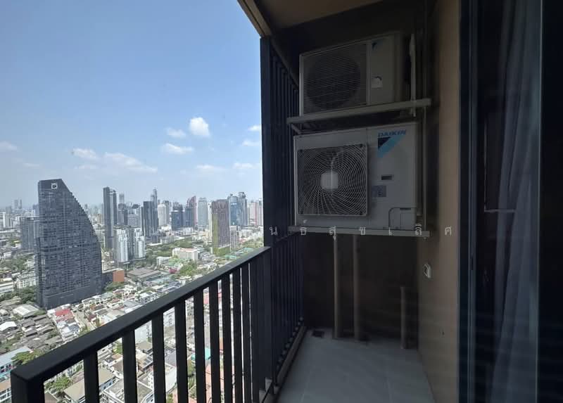 Oka Haus Sukhumvit 36 : โอกะ เฮ้าส์ สุขุมวิท 36, กรุงเทพ, 3399 ถนนพระรามที่ ๔, คลองตัน, คลองเตย, กรุงเทพ, 35 ตร.ม., คอนโด ให้เช่า, โดย มานพ พันธ์สุขเลิศ, 500212037 - DDproperty.com