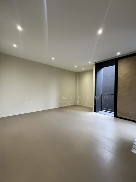 Noble Aqua Riverfront Ratburana : โนเบิล เอควา ริเวอร์ฟร้อนท์ ราษฎร์บูรณะ, กรุงเทพ, 39 Rat Burana Road, ราษฎร์บูรณะ, ราษฎร์บูรณะ, กรุงเทพ, 346 ตร.ม., บ้านเดี่ยว ขาย, โดย Chomratkamol Soontorntarawong (Gor), 500212054 - DDproperty.com