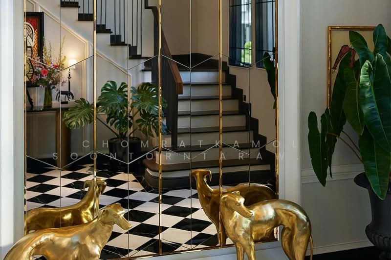 For Sale - Setthasiri Wongwaen-Chatuchot, Bangkok