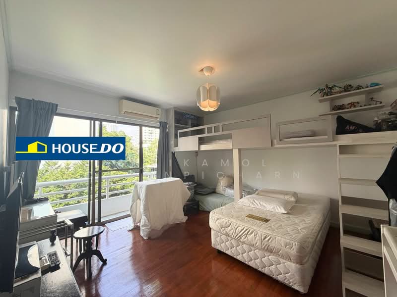 Townhome Sukhumvit 61, Bangkok, Khlong Tan Nua, Watthana, Bangkok, 4 Bedrooms, 300 sqm, Townhouse For Sale, by Sirikamol Choonpicharn, 500212139 - DDproperty.com