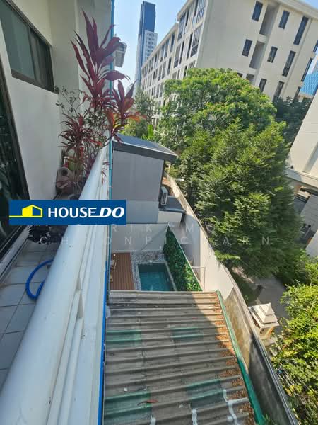 Townhome Sukhumvit 61, Bangkok, Khlong Tan Nua, Watthana, Bangkok, 4 Bedrooms, 300 sqm, Townhouse For Sale, by Sirikamol Choonpicharn, 500212139 - DDproperty.com