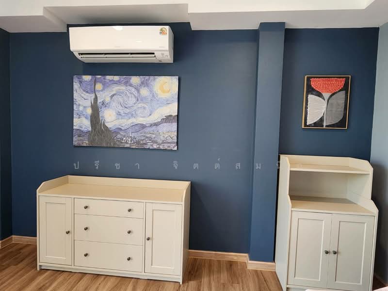 For Rent - Low-rise Peivate about 100 sq m. with 2 bedrooms apartment in Yenarkat near Market Place Nanglingee, Bangkok