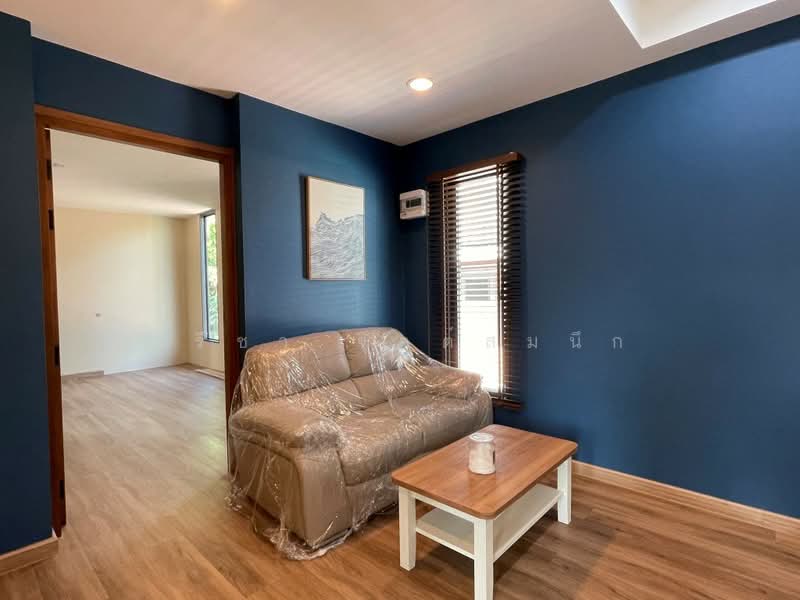 For Rent - Low-rise Peivate about 100 sq m. with 2 bedrooms apartment in Yenarkat near Market Place Nanglingee, Bangkok