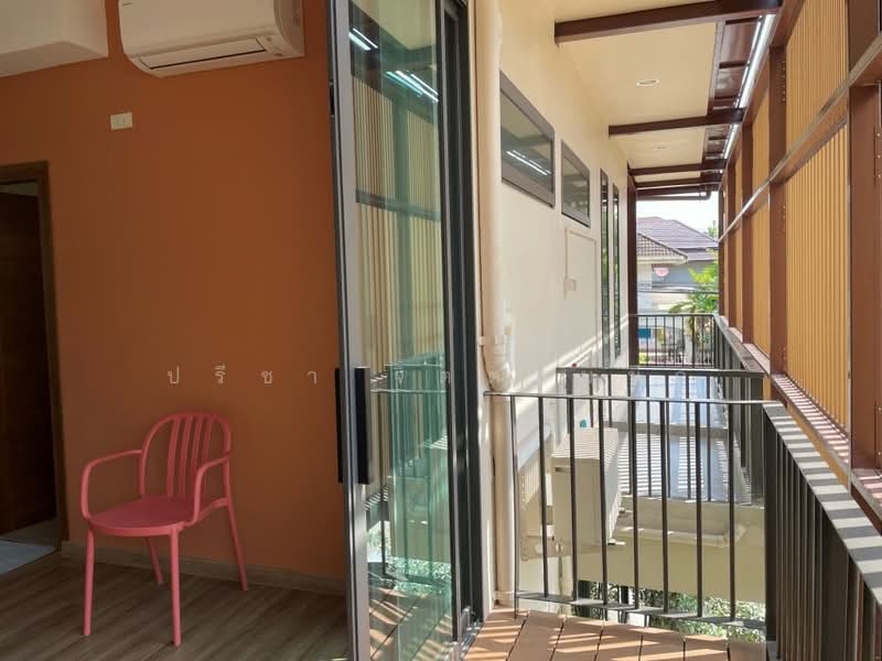 Low-rise Private 2 bedrooms apartment in Yenarkat near Market Place Nanglingee, Bangkok, เย็นอากาศ, Chong Nonsi, Yan Nawa, Bangkok, 2 Bedrooms, 100 sqm, Villa For Rent, by ปรีชา จิตต์สมนึก, 500212141 - DDproperty.com