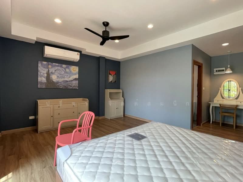 For Rent - Low-rise Peivate about 100 sq m. with 2 bedrooms apartment in Yenarkat near Market Place Nanglingee, Bangkok