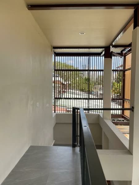 Low-rise Private 2 bedrooms apartment in Yenarkat near Market Place Nanglingee, Bangkok, เย็นอากาศ, Chong Nonsi, Yan Nawa, Bangkok, 2 Bedrooms, 100 sqm, Villa For Rent, by ปรีชา จิตต์สมนึก, 500212141 - DDproperty.com