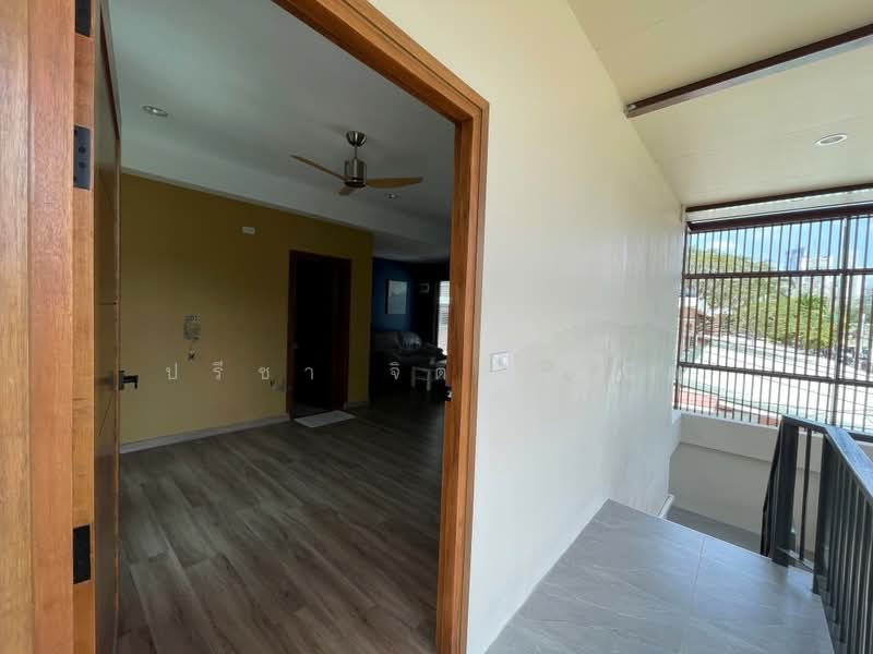 Low-rise Private 2 bedrooms apartment in Yenarkat near Market Place Nanglingee, Bangkok, เย็นอากาศ, Chong Nonsi, Yan Nawa, Bangkok, 2 Bedrooms, 100 sqm, Villa For Rent, by ปรีชา จิตต์สมนึก, 500212141 - DDproperty.com