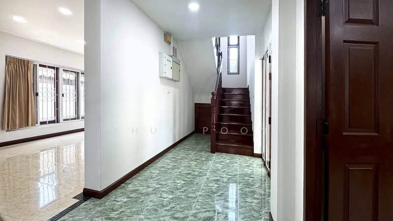 For Rent / Sale: 2-Storey Single House with 6 Parking Spaces, Soi Phatthanakan 50 (SPSSR145), Bangkok, พัฒนาการ 50, Suan Luang, Suan Luang, Bangkok, 4 Bedrooms, 185 sqm, Single Detached House For Rent, by Khun Poon, 500212149 - DDproperty.com