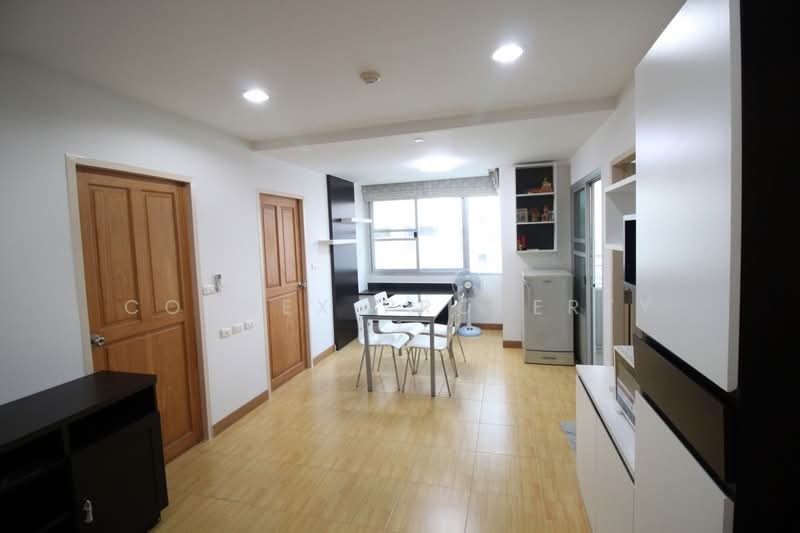 เดอะ สเตชั่น สาทร-บางรัก คอนโดมิเนียม, กรุงเทพ, 109 ถนนเจริญกรุง 65 แขวงยานนาวา เขตสาทร จังหวัดกรุงเทพมหานคร, ยานนาวา, สาทร, กรุงเทพ, 50 ตร.ม., คอนโด ขาย, โดย Connex Property, 500212154 - DDproperty.com