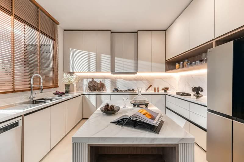 CINQUIEME Krungthep Kreetha, Bangkok, Soi Krungthep Kritha 20 Yaek 7, Thap Chang, Saphan Sung, Bangkok, 5 Bedrooms, 805 sqm, Single Detached House For Sale, by Chomratkamol Soontorntarawong (Gor), 500212164 - DDproperty.com