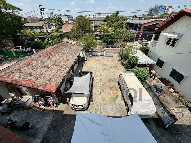 อพาร์ทเมนท์ ซอยลาดพร้าว 83, Bangkok, ลาดพร้าว 83, Wang Thonglang, Wang Thonglang, Bangkok, , 300 sqm, Business For Sale, by อภัสนันท์ ภัคนราธนเศรษฐ์, 500212176 - DDproperty.com