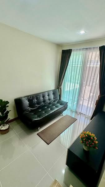 For Rent - ทาวน์เฮ้าส์ในโครงการ ให้เช่า – ใกล้มีโชคพลาซ่า เพียง 5 นาที ค่าเช่า 23,000 บาท / เดือน No.5H643, Chiang Mai