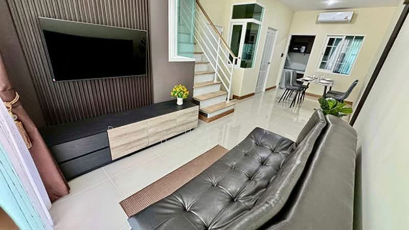 For Rent - ทาวน์เฮ้าส์ในโครงการ ให้เช่า – ใกล้มีโชคพลาซ่า เพียง 5 นาที ค่าเช่า 23,000 บาท / เดือน No.5H643, Chiang Mai