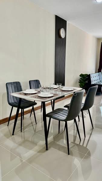 ให้เช่า - ทาวน์เฮ้าส์ในโครงการ ให้เช่า – ใกล้มีโชคพลาซ่า เพียง 5 นาที ค่าเช่า 23,000 บาท / เดือน No.5H643, เชียงใหม่