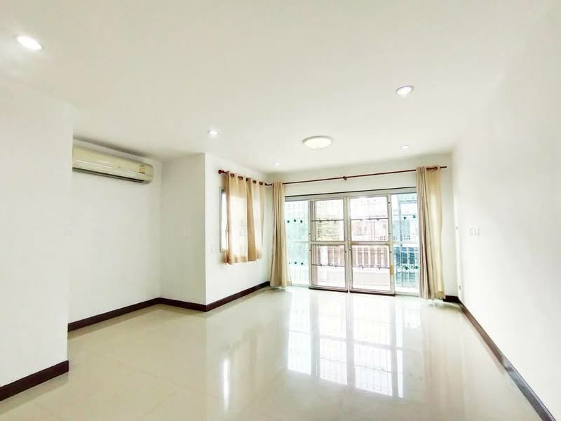 ขาย - Baan Pensiri Place Suwinthawong-Suwanabhum : บ้านเพ็ญศิริ เพลส สุวินทวงศ์-สุวรรณภูมิ, กรุงเทพ