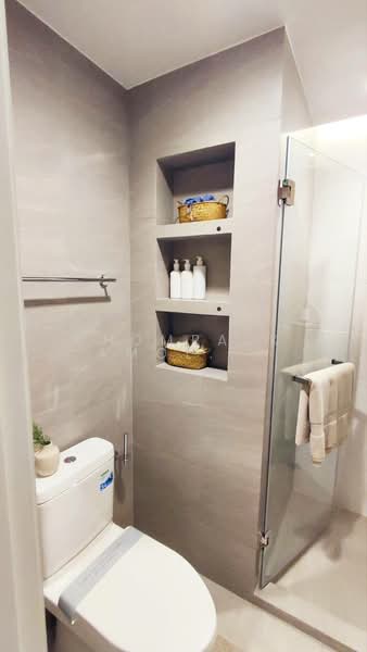 Reference Sathorn-Wongwianyai, Bangkok, Krung Thonburi 2 Alley, Bang Lam Phu Lang, Khlong San, Bangkok, 1 Bedroom, 32 sqm, Condo For Sale, by Chomratkamol Soontorntarawong (Gor), 500212213 - DDproperty.com