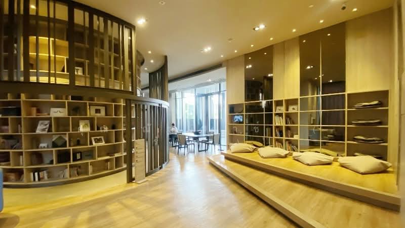 For Sale - Centric Ratchada-Huai Khwang, Bangkok