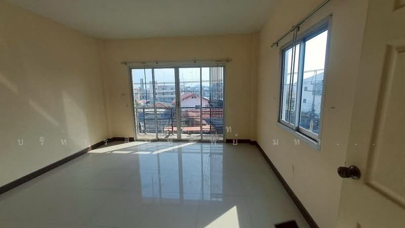 Ban Heng Rungroth, Chon Buri (Pattaya), Surasak, Si Racha, Chon Buri (Pattaya), , 168 sqm, Shophouse For Sale, by Nopadon Iamimsamran, 500212270 - DDproperty.com