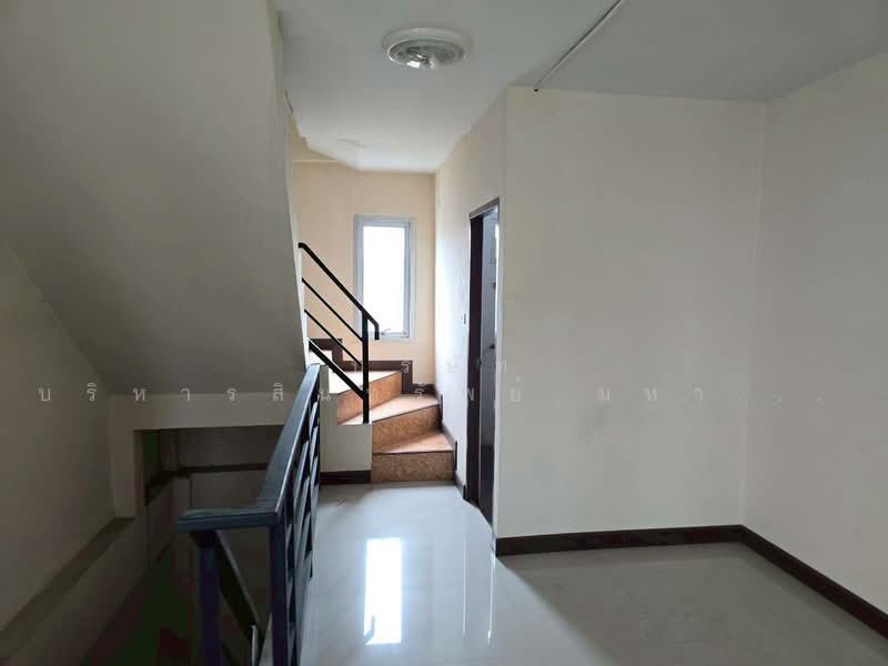 Ban Heng Rungroth, Chon Buri (Pattaya), ถนนศรีราชา-หนองยายบู่, Surasak, Si Racha, Chon Buri (Pattaya), , 168 sqm, Shophouse For Sale, by Nopadon Iamimsamran, 500212270 - DDproperty.com