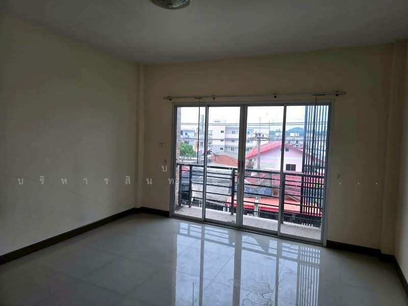 Ban Heng Rungroth, Chon Buri (Pattaya), ถนนศรีราชา-หนองยายบู่, Surasak, Si Racha, Chon Buri (Pattaya), , 168 sqm, Shophouse For Sale, by Nopadon Iamimsamran, 500212270 - DDproperty.com