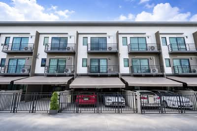 ขาย - Baan Klang Muang Srinakarin – Onnut : บ้านกลางเมือง ศรีนครินทร์ – อ่อนนุช, กรุงเทพ