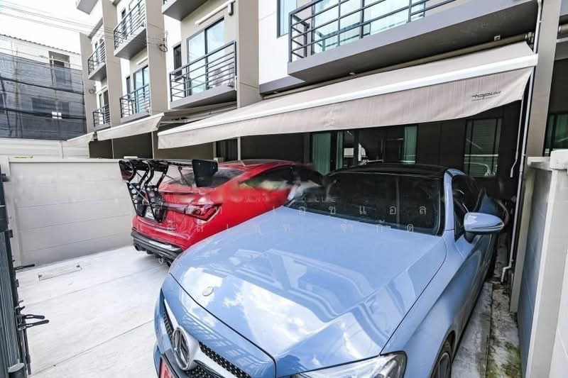 Baan Klang Muang Srinakarin – Onnut, Bangkok, 174 Soi On Nut 70/1, Prawet, Prawet, Bangkok, 3 Bedrooms, 141 sqm, Townhouse For Sale, by บริษัท เอชแอล แอสเซท จำกัด, 500212276 - DDproperty.com