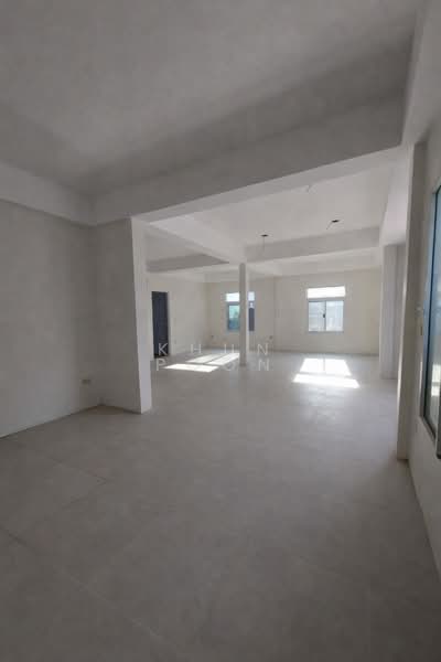 For Rent: Newly Built Single House in Sukhumvit 71, Soi Pridi Banomyong 26 (SPSSR146), Bangkok, ปรีดีพนมยงค์ 26, Khlong Tan Nua, Watthana, Bangkok, 3 Bedrooms, 340 sqm, Single Detached House For Rent, by Khun Poon, 500212285 - DDproperty.com