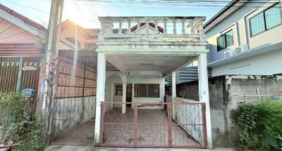 ขาย - Phet Thawee Village : หมู่บ้านเพชรทวี, ชลบุรี