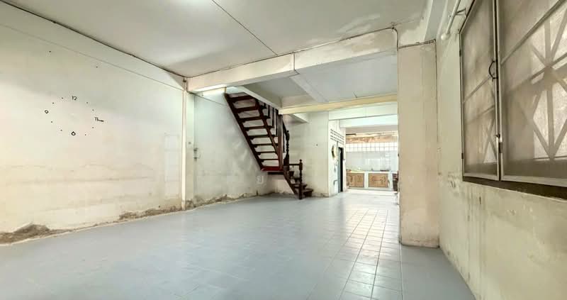 Phet Thawee Village : หมู่บ้านเพชรทวี, Chon Buri (Pattaya), เพชรบ้านสวน 13, Ban Suan, Muang Chon Buri, Chon Buri (Pattaya), 2 Bedrooms, 150 sqm, Townhouse For Sale, by กรกฤตย์ บุญสระ, 500212309 - DDproperty.com